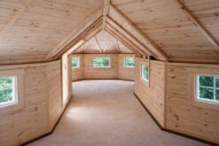 Twin Octagon Hut with Corridor (2 × 16.5 m² + 5.78 m²) – 38.8 m²