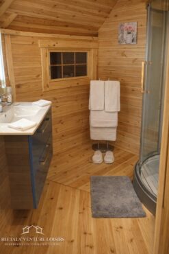 Double Grill Cabin 16.5 m² + 25 m² with 4.6 m² Corridor