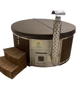 SPA hot tub with integrated heater