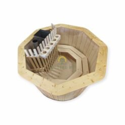 Hot tub with top quality wood